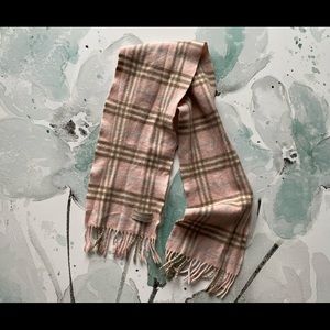 Burberry wool and cashmere scarf